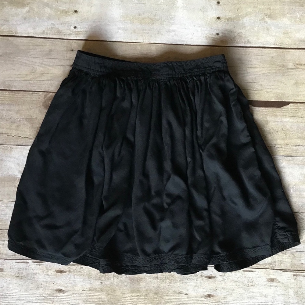 American eagle black skater skirt, XXS